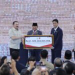 Presiden RI Prabowo Subianto menyaksikan langsung penyerahan simbolis dana Rp11,4 triliun hasil penyelamatan keuangan negara oleh Satgas Penertiban Kawasan Hutan (PKH) di Kejaksaan Agung, Jakarta, Jumat (10/4/2026)