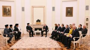 Presiden Republik Indonesia, Prabowo Subianto, menggelar pertemuan dengan Presiden Federasi Rusia, Vladimir Putin, di Istana Kremlin pada Senin, 13 April 2026.