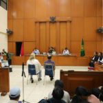 Sidang pembacaan dakwaan kasus dugaan korupsi proyek pengadaan user terminal satelit slot orbit 123,0 Bujur Timur (BT) di Kementerian Pertahanan (Kemenhan) resmi digelar di Pengadilan Militer Tinggi II Jakarta, Selasa (31/3/2026).