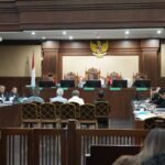 Sidang dugaan korupsi tata kelola perusahaan periode 2019–2023 yang digelar di Pengadilan Tindak Pidana Korupsi pada Pengadilan Negeri Jakarta Pusat, Selasa (14/4).
