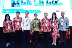 Wakil Menteri Kesehatan (Wamenkes) RI, Prof. Dante Saksono Harbuwono, secara resmi membuka Seminar Nasional Ikatan Laboratorium Kesehatan Indonesia (ILKI) 2026 pada Kamis, (16/4).