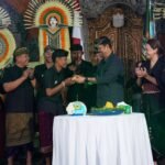 Wabup Bagus Alit Sucipta saat menghadiri perayaan Hari Ulang Tahun ST. Kusuma Mekar Ke-48 di Banjar Gulingan, Desa Adat Tegal, Darmasaba, Rabu (20/5).