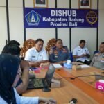 Dinas Perhubungan Kabupaten Badung menggelar rapat koordinasi di Ruang Rapat Kepala Dinas Perhubungan Badung, Rabu (13/5). (Foto: Istimewa)