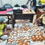 Sejumlah barang bukti berupa 825 Kilogram Merkuri telah diamankan pihak kepolisian.