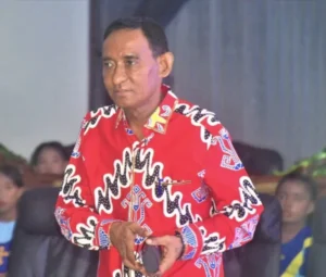 Walikota Tual, H. Akhmad Yani Renuat, S.Sos., M.Si., M.H.