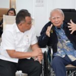 Menteri LH Jumhur Hidayat dan Emil Salim Bahas Gerakan Lingkungan Berkelanjutan