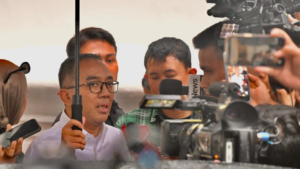 Menteri Pendidikan Tinggi, Sains, dan Teknologi (Mendiktisaintek) Brian Yuliarto, menyampaikan keterangan pers usai diterima Presiden di Istana Merdeka, Jakarta, Senin, 4 Mei 2026.