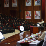 Presiden Prabowo Subianto memberikan taklimat kepada para peserta Presidential Future Leaders Program (PFLP) 2026 di Hambalang, Kabupaten Bogor, Jawa Barat, pada Minggu, 24 Mei 2026.