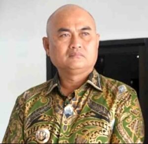 Bupati Kabupaten Kepulauan Aru, Thimotius Kaidel.