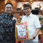 Bupati Wayan Adi Arnawa menerima langsung LHP LKPD TA 2025 dari BPK RI sekaligus meraih WTP ke-12 kalinya secara berturut-turut.