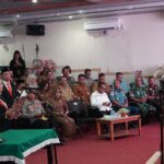 Walikota Ambon, Drs. Bodewin M Wattimena, M.Si. melantik 59 Kepala Sekolah baru.