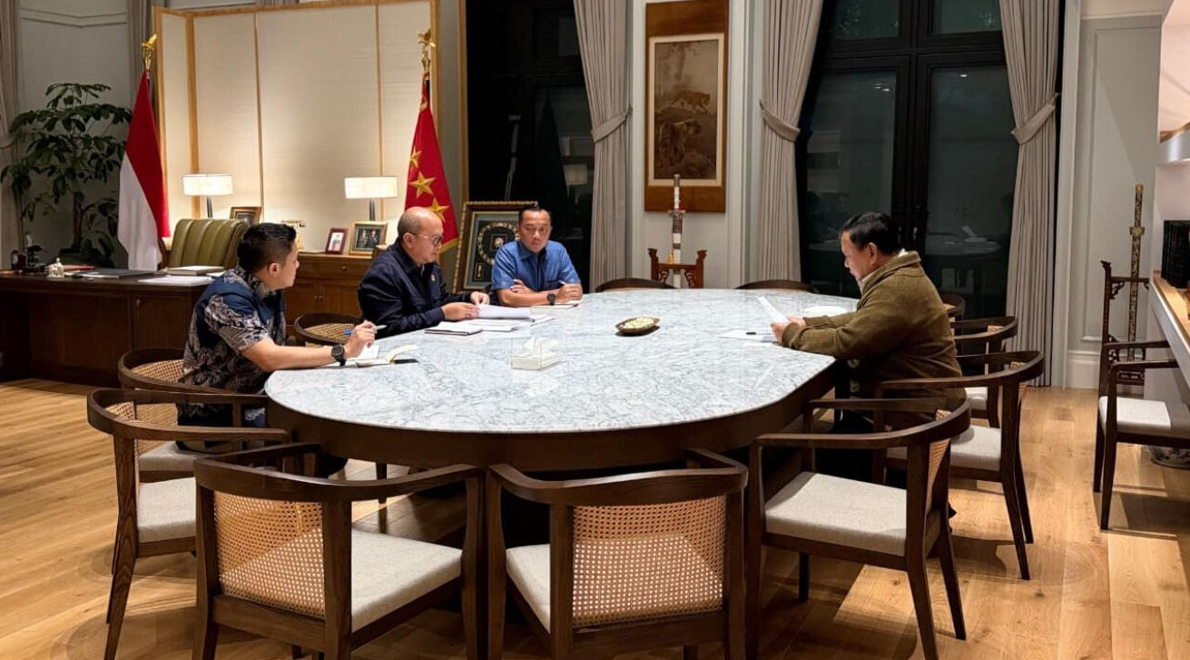 Presiden Prabowo Subianto menerima Menteri Investasi dan Hilirisasi/Kepala Badan Pengelola Investasi (BPI) Danantara, Rosan Roeslani, di kediaman pribadinya di Kertanegara, Jakarta, pada Minggu, 21 Juni 2026