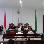 Terdakwa Adi Prayanto di ruang sidang Pengadilan Negeri (PN) Ambon.