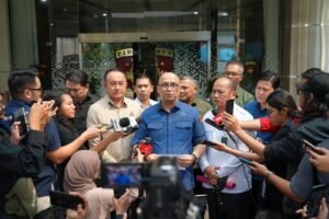 Dirdik Jampidsus Kejagung Syarief Sulaeman memberikan keterangan kepada pers.