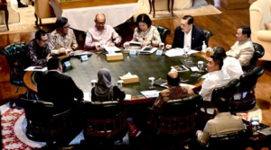 Presiden Prabowo Subianto menerima Ketua Dewan Ekonomi Nasional (DEN) Luhut Binsar Pandjaitan, beserta jajaran Dewan Ekonomi Nasional di kediaman pribadinya di Hambalang, Kabupaten Bogor, Provinsi Jawa Barat, pada Selasa petang, 14 Juli 2026.