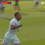 Kylian Mbappe berlari sambil mengepalkan tangan usai memecah kebuntuan pada menit ke-60 dan membawa Prancis unggul atas Maroko di babak perempat final Piala Dunia 2026.